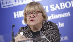 Zagreb, 05.12.2025.- Hrvatski sabor, konferencija za medije medije zastupnice Anke Mrak-Taritaš na temu "Civilizacijski minimum je odustati od Prijedloga zakona o prostornom uređenju i Prijedloga zakona o gradnji" te o aferi Geodezija.Na fotografiji Anka Mrak Taritaš.foto HINA/ Admir BULJUBAŠIĆ/ abu