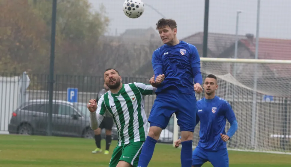 Vardarac, 08. 11. 2025, Vardarac, Igralište, V Arena, nogomet. Vardarac - Slavonija (Požega), Treća NL Istok.snimio GOJKO MITIĆ