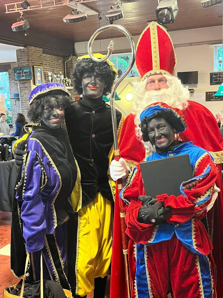 Sveti Nikla sa Crnim Petrom