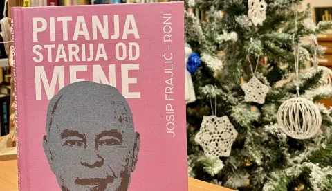 BELIŠĆE - U organizaciji Gradske knjižnice i čitaonice, a u sklopu Adventa u Belišću, u utorak, 9. prosinca, u 18 sati održat će se predstavljanje knjige autora Josipa Frajlića iz Belišća. 2025.