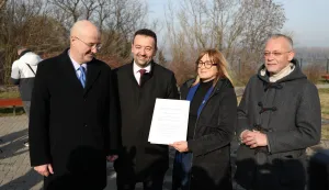 09.12.2025., Amfiteatar Vukovarskog vodotornja, Vukovar - Stranke Dom i nacionalno okupljanje, Hrvatski suverenisti, Blok za Hrvatsku i Hrvatske stranke prava potpisali su memorandum o političkoj suradnji. Photo: David Jerkovic/PIXSELL