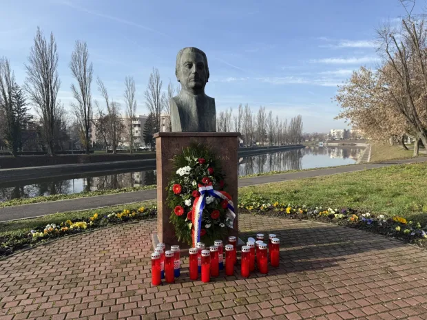 Na 26-tu godišnjicu smrti, vinkovački HDZ-ovci odali počast dr Franji Tuđmanu