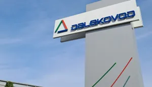Poslovni prihodi vodeće domaće kompanije za projektiranje, proizvodnju i izgradnju elektroenergetske i prometne infrastrukture, Dalekovod Grupe, u 2024. godini iznosili su 195,8 milijuna eura, što predstavlja rast od 17% u odnosu na prethodnu godinu. EBITDA je dosegnula 12,5 milijuna eura, što je povećanje od 11,3 milijuna eura. Pri tome je neto dobit Grupe iznosila 6,1 milijun eura.