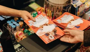 British American Tobacco (BAT), jedini domaći proizvođač i izvoznik duhanskih i bezdimnih proizvoda, u suradnji s Društvom za socijalnu podršku predstavio je brošuru o utjecaju duhanskih i nikotinskih proizvoda namijenjenu edukaciji maloljetnika i njihovih roditelja. 