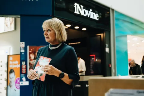 British American Tobacco (BAT), jedini domaći proizvođač i izvoznik duhanskih i bezdimnih proizvoda, u suradnji s Društvom za socijalnu podršku predstavio je brošuru o utjecaju duhanskih i nikotinskih proizvoda namijenjenu edukaciji maloljetnika i njihovih roditelja. 