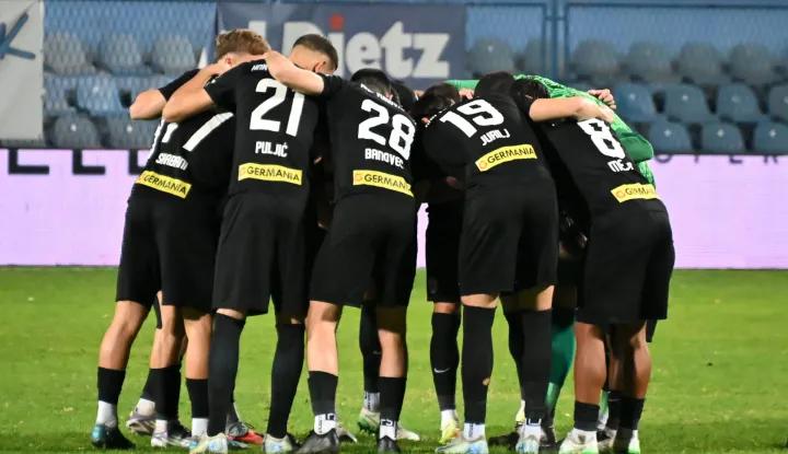 Vinkovci, 17.10.2025. - Susret 11. kola hrvatskog nogometnog prvenstva Vukovar 1991 - Dinamo.foto HINA/ Gordan Pani?/ gp