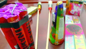 16.12.2013., Slavonski Brod - Policija je na konferenciji upozorila na zabranjena i opasna pirotehnicka sredstva te naglasila kako je potreban oprez pri eventualnom rukovanju eksplozivnim i rasprskavajucim dozvoljenim razredima pirotehnike.Photo: Ivica Galovic/PIXSELL------tri stupca novosti