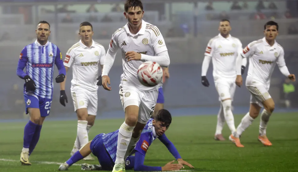 Zagreb, 13.12.2025.- Susret 17. kola hrvatskog nogometnog prvenstva Lokomotiva - Hajduk. foto HINA/ Admir BULJUBA?I?/ abu