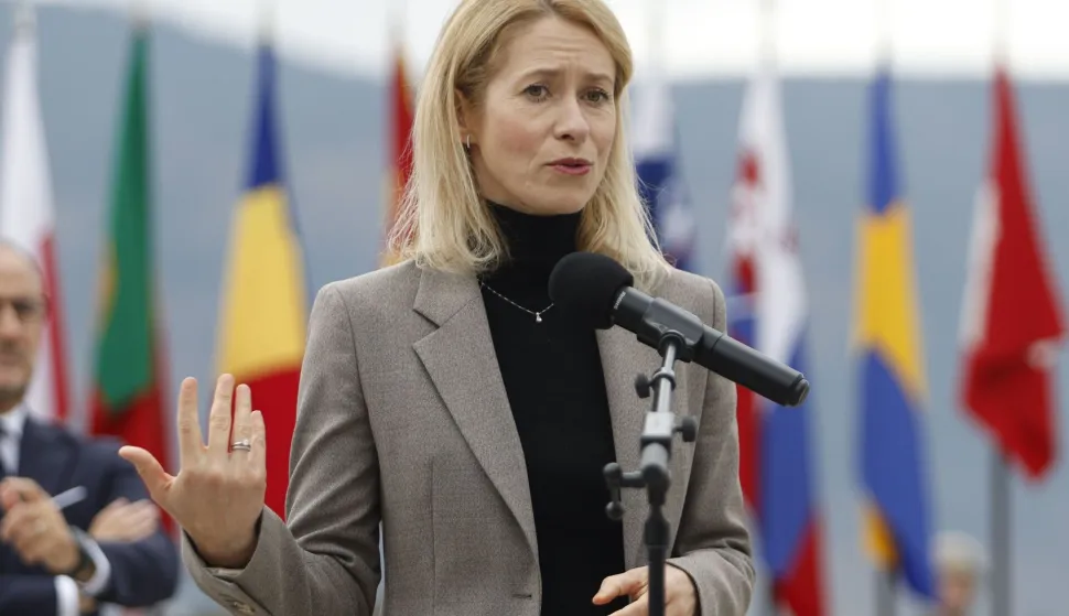 Sarajevo, 03.11.2025. - Visoka predstavnica Europske unije za vanjske poslove i sigurnosnu politiku Kaja Kallas poručila je u Sarajevu da Europska unija ostaje čvrsto posvećena stabilnosti i teritorijalnom integritetu Bosne i Hercegovine te da neće dozvoliti stvaranje sigurnosnog vakuuma u zemlji. foto HINA/ FENA/Amer Kajmović/ ml