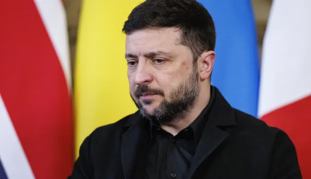 epa12578537 Ukraine's President Volodymyr Zelensky makes remarks as he meets to discuss negotiations in the ongoing peace talks aimed at ending Russia?s war in Ukraine, at 10 Downing Street, London, Britain, 08 December 2025. The President of Ukraine is visiting Downing Street to meet the leaders of the UK, France, and Germany to discuss ongoing peace negotiations aimed at ending the Russia-Ukraine conflict. EPA/TOLGA AKMEN/POOL