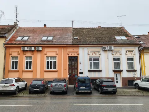 Kuća Spitzer u ReisnerovojGrgur VremeplovacOsijek, 14. prosinca 2025.Snimio: Grgur Marko Ivanković