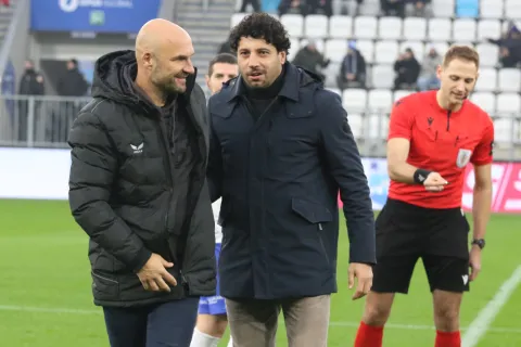 Osijek, 13. 12. 2025, Opus Arena, nogomet, Osijek - Gorica, SuperSport HNL 25/26. Željko Sopić i Mario Carević.snimo GOJKO MITIĆ