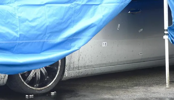 07.05.2017., Zagreb - U Ulici Dobrise Cesarica bb, kod nocnog kluba Element na trznici u Spanskom, doslo je do pucnjave iz vatrenog oruzja u nocnim satima. Prema policijskim izvjestajima, jedan muskarac je ozlijedjen. Photo: Marko Prpic/PIXSELL------crna3 st color