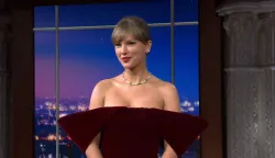 Pictures MUST credit: CBS Music superstar Taylor Swift called fianc&eacute; Travis Kelce the love of her life as she listed three of the most important people now in her life. The others were veteran Fleetwood Mac singer Stevie Nicks and songwriting partner Max Martin who now help her. Swift,35, spoke about them when she appeared on the Stephen Colbert talk show in the USA to discuss her upcoming The End of an Era documentary series and The Eras Tour Final Show, which will begin streaming from December 12 on Disney+. She stunned in a velvet burgundy ,695 USD David Koma mini dress with a&nbsp;structured wing-like off-the-shoulder sleeves.&nbsp; Talking about the influence of American football star Kelce, she also told how their engagement coincided with the momentous event of getting back her original masters to her early albums. It was&nbsp;a public dispute over ownership of her first six albums. She re-recording her entire catalogue as "Taylor's Version" to devalue the originals and regain control, eventually buying back her masters earlier this year. Picture supplied by Ferrari Photo: JLPPA/Bestimage/BESTIMAGE