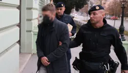 16.12.2025., Osijek, Zupanijsk sud, Privodjenje kod istraznog sudca osumnjicenog zdravstvenog djelatnika, kojeg se tereti za vise kaznenih djela na stetu maloljetnika i dvije punoljetne osobe. Photo: Davor Javorovic/PIXSELL