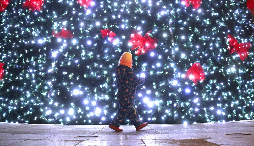 Provjerili smo kakvo je blagdansko raspoloženje u izlozima i na glavnim gradskim ulicama