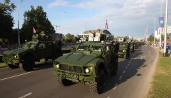 Zagreb, 31.7.2025.- Vojni mimohoda u ?ast VRO "Oluja" povodom obilje?avanja Dana pobjede i domovinske zahvalnosti, Dana hrvatskih branitelja i 30. obljetnice te vojno-redarstvene operacije. Mimohod Vukovarskom ulicom odr?ava se od Avenije Marina Dr?i?a do Savske ulice. foto HINA/ Damir SEN?AR/ ua