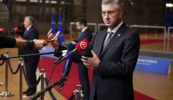epa12598995 Croatian Prime Minister Andrej Plenkovic arrives for the EU-Western Balkans Summit in Brussels, Belgium, 17 December 2025. EU and the Western Balkans leaders meet in Brussels to reaffirm their commitment to strengthening regional cooperation and partnerships. EPA/OLIVIER HOSLET