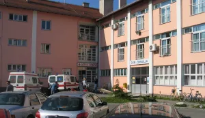 Slavonski BrodDom zdravlja u blokadi zbog obestecenja pacijentaM.Vrkljan