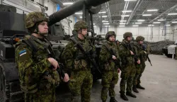 FILE PHOTO: Estonian NATO troops stand in line during a news conference of British Secretary of State for Defence Ben Wallace, Baltic defence ministers and representatives from other NATO members in Tapa Army Base, Estonia, January 19, 2023. REUTERS/Ints Kalnins/File Photo Photo: INTS KALNINS/REUTERS