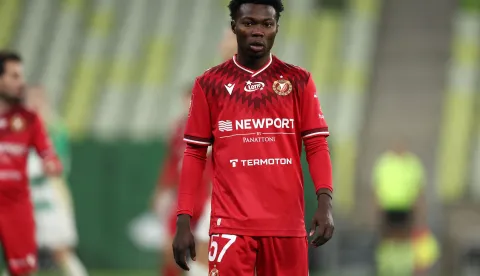 *** World Rights Except France and Poland *** 2025.11.08 Gdansk Pilka nozna PKO BP Ekstraklasa sezon 2025/2026 Lechia Gdansk - Widzew Lodz N/z Samuel Akere Foto Piotr Matusewicz/PressFocus2025.11.08 GdanskFootball Polish PKO BP Ekstraklasa season 2025/2026 Lechia Gdansk - Widzew Lodz Samuel Akere Credit: Piotr Matusewicz/PressFocus Photo: PressFocus/SIPA USA