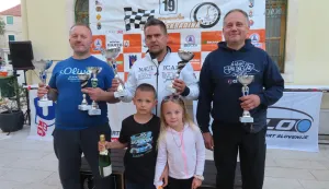 Najbolji u starodobnim vozilima - AKK Potko&scaron; Fužine