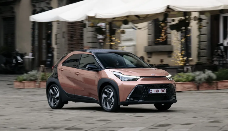 Aygo X ima &scaron;arm i osobnost nove hibridne tehnologije
