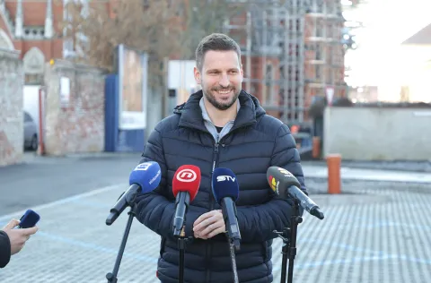Osijek, 30. 12. 2025., Pejačevićeva ulica, Parkirali&scaron;te kod Zeke, Zeko, parkirali&scaron;te, parking, zavr&scaron;etak radova, obilazak, novouređeno parkirali&scaron;te, Ivan RadićSNIMIO BRUNO JOBST