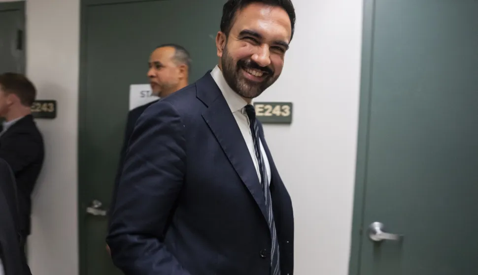 epa12474452 Democratic candidate Assemblyman Zohran Mamdani before participating&nbsp;in a second New York City mayoral debate at LaGuardia Performing Arts Center at LaGuardia Community College in Long Island City, Queens, New York, USA, 22 October 2025. EPA/HIROKO MASUIKE/THE NEW YORK TIMES/POOL