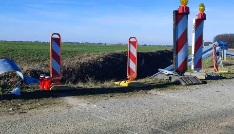 Mjesto pogibije 29-godi&scaron;njaka, o&scaron;tar zavoj na cesti između Ivanovca i Čepina