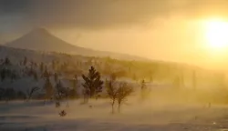 Strong winds blow at Idre mountains as storm Johannes moves in over northern Sweden causing disruptions on December 27, 2025. (Photo by Nisse SCHMIDT/various sources/AFP)/Sweden OUT