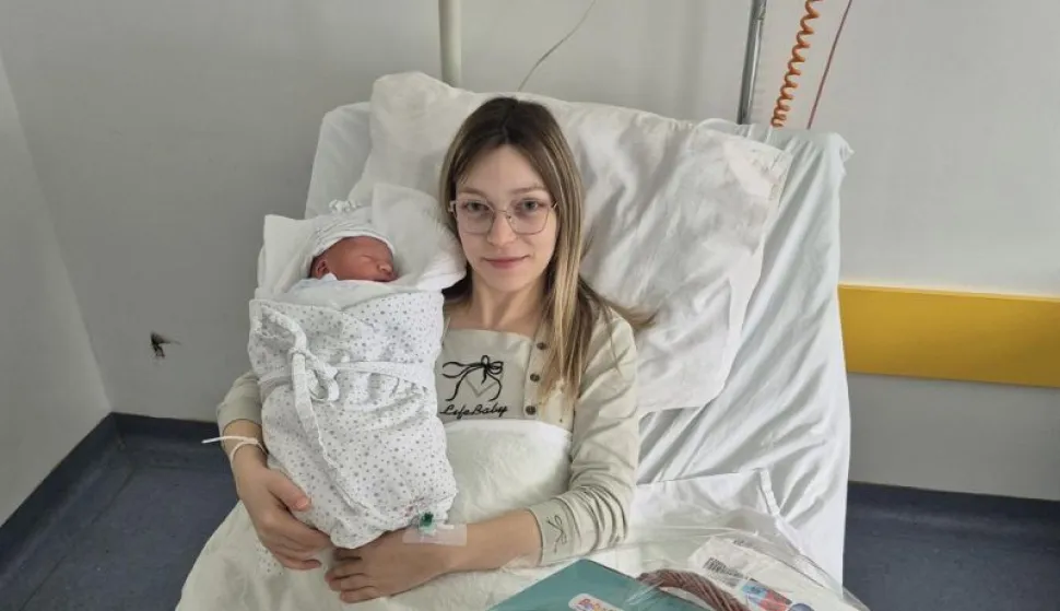 Maleni Toma prva je beba rođena u vukovarskoj bolnici u 2026.