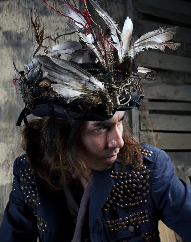 Mind Over Hatter - inovativni modni brend: Stare traperice kao &scaron;e&scaron;iri i rukavice, a metal s ulice - nakit