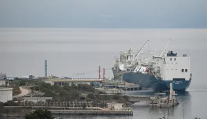 Credit: A. KRIŽANECCaption:Nakon 55 dana vratio se kući pro&scaron;irenih kapaciteta - &raquo;LNG Omi&scaron;alj&laquo;