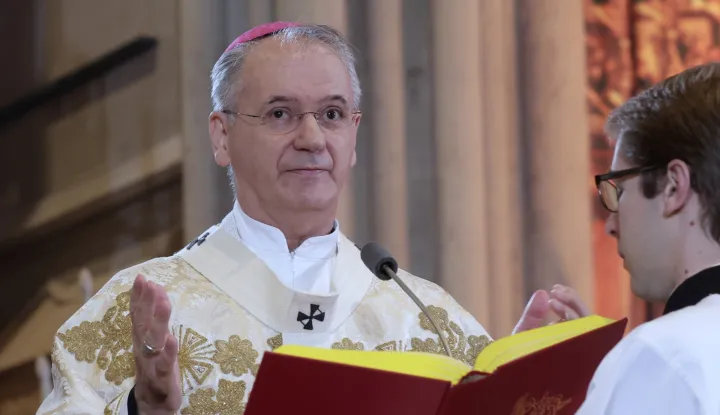 Zagreb.6.1.2026.- Zagrebački nadbiskup Dražen Kutle&scaron;a predvodio je misno slavlje u zagrebačkoj Katedrali na svetkovinu Bogojavljenja &ndash; Sveta Tri kralja.Foto HINA/Tomislav Pavlek/ tp