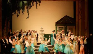 Nakon kraće stanke, na repertoar nam se vraća jedna od najpopularnijih opereta svjetskeliterature &ndash; Vesela udovica Franza Leh&aacute;ra.