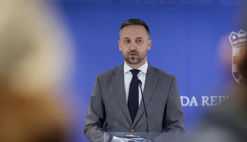 Zagreb, 23.12.2025.- Izjave nakon sjednice Vlade RH. Izjava ministra Marina Piletića.foto HINA/ Admir BULJUBA&Scaron;IĆ/ abu