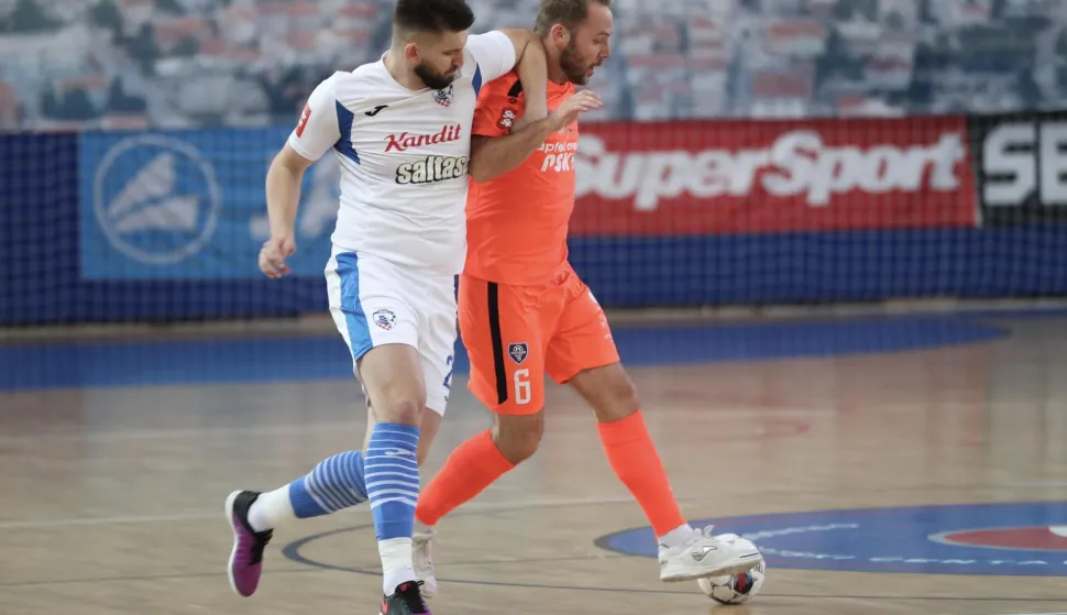 29.09.2025., Makarska - Utakmica finala Superkupa Hrvatske izmedju ekipa Novo vrijeme i Osijek Kandit. Antonio Sekulic i Toni Jelavic Photo: Ivo Cagalj/PIXSELL