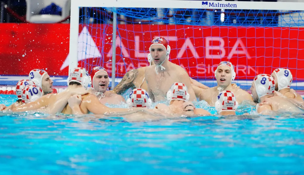 Beograd, 17.01.2026. - Hrvatska mu?ka vaterpolska reprezentacija u susrrtu je 1. kola skupine F drugog kruga natjecanja na Europskom prvenstvu u Beogradu rutinski svladala Rumunjsku sa 17-9 (5-1, 1-2, 5-3, 6-3). foto HINA/ HVS/ lsd