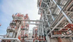 Beograd, 09.01.2026. - Naftna industrija Srbije (NIS) je, nakon "niza sastanaka" od trenutka odobrenja operativne licence, dogovorila isporuku prvih količina sirove nafte za preradu u svojoj rafineriji u Pančevu, doznaje u petak Radio-televizija Srbije u toj kompaniji. Na fotografiji Rafinerija Pančevo. foto HINA/ Press centar NIS/ ml