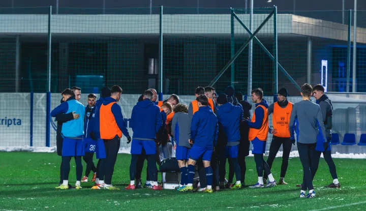 Sopić je u subotu kasno popodne okupio momčad i krenule su pripreme za proljećesiječanj 2026.FOTO: NK OSIJEK