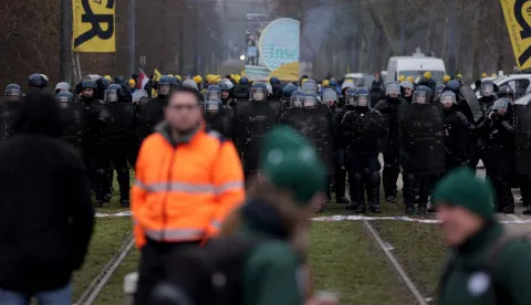 French riot Gendarmes mobiles block the access to demonstrators near the European Parliament building during a protest against the free trade agreement between the European Union and the Mercosur countries, on the eve of a vote on whether to refer it to the courts, in Strasbourg on January 20, 2026. Called by the FNSEA, France's leading national agricultural union, some 4,000 farmers from across the European Union, including Italy, Belgium, and Germany, are expected to attend the protest. MEPs will not vote on the entire agreement with Mercosur until the coming months, but they are set to vote on whether to refer the matter to the Court of Justice of the European Union (CJEU). (Photo by Romeo BOETZLE/AFP)