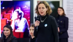 11.11.2025., Zagreb, Zagrebacki Velesajam - Ministrica kulture i medija Nina Obuljen Korzinek i clanica uprave FINA-e Vinka Ilak predstavile su projekt Kulturna iskaznica u okviru Premium programa sajma knjiga Interliber. Nina Obuljen Korzinek. Photo: Igor Kralj/PIXSELL