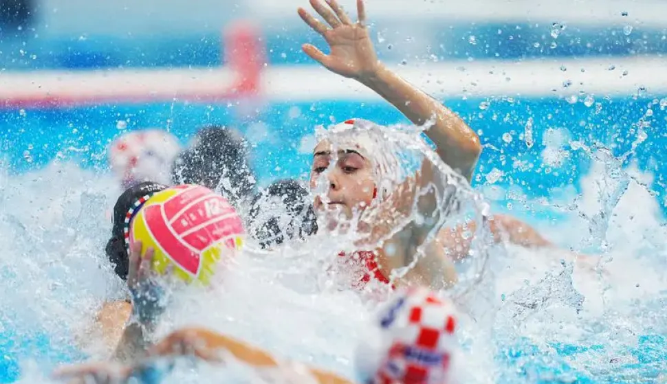 ZAGREB, 22. siječnja 2026. (Hina) - Hrvatske vaterpolistice su u četvrtak otputovale za Portugal gdje će se od 26. siječnja do 5. veljače održati Europsko prvenstvo, a izbornica Mia &Scaron;imunić objavila je popis 15 igračica koje će predstavljati Hrvatsku. 