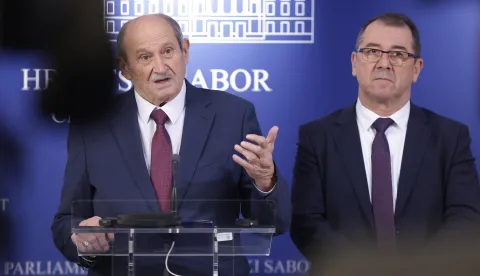 Zagreb, 22.01.2026.- Hrvatski sabor, konferencija za medije Kluba zastupnika Nezavisni i HSU-a na temu "Unaprjeđenje standarda umirovljenika u Hrvatskoj". Na fotografiji Veselko Gabričević.foto HINA/ Admir BULJUBA&Scaron;IĆ/ abu