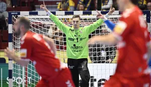 Croatia's goalkeeper #01 Dominik Kuzmanovic (C) gestures during the men's EHF Euro 2026 main round handball match Switzerland v Croatia in Malmo, Sweden, on January 25, 2026. (Photo by Johan Nilsson/TT/TT NEWS AGENCY/AFP)/Sweden OUT