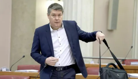 23.11.2016., Zagreb - Sabor je aktualnim prijepodnevom, prvim u ovom mandatu, poceo svoju drugu sjednicu. Boris Lalovac. Photo: Patrik Macek/PIXSELL------2 stupca colornovosti