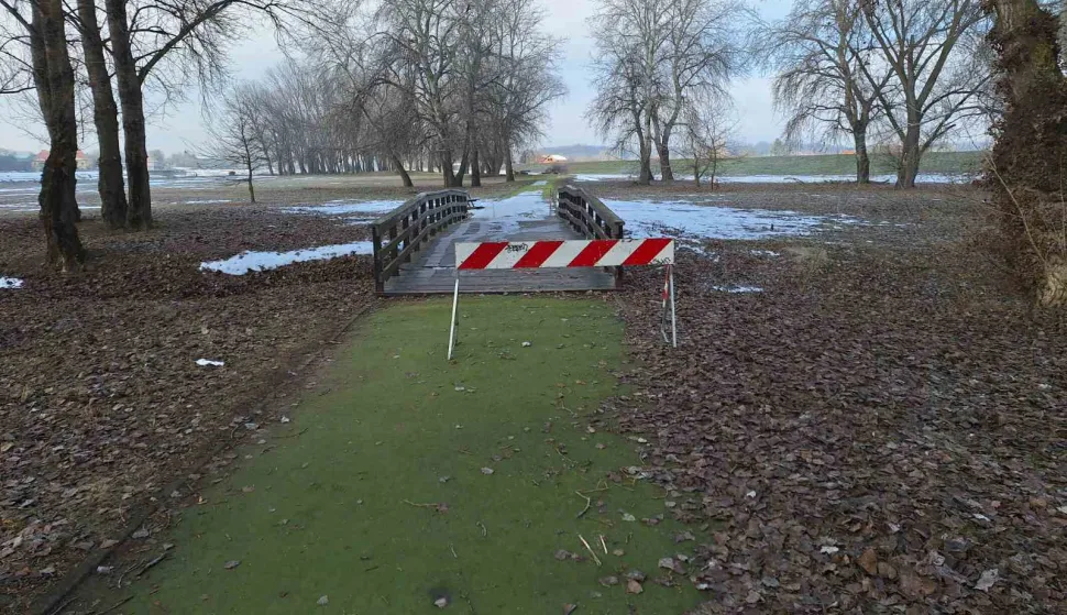 Most na stazi za hodanje i trčanje na lijevoj obali Dravesiječanj 2026.Snimio: Ivan Alilović