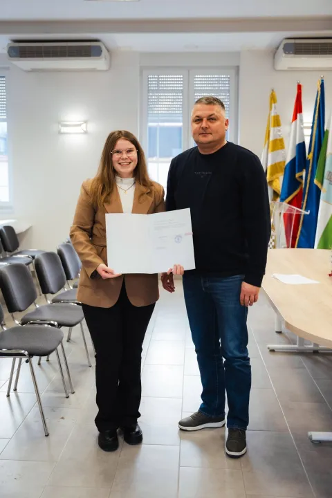 općina nijemci - stipendije studentimanačelnik općine Vjekoslav Belajević