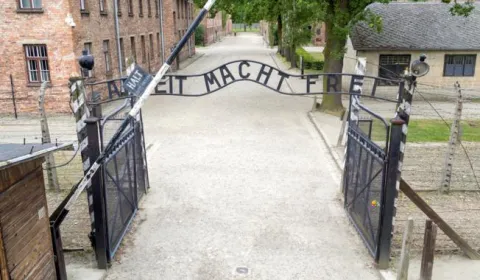 The gate of the former concentration camp Auschwitz-Birkenau can be seen with the wording 'Arbeit macht frei' (lit. work sets you free) in Oswiecim, Poland, 26 June 2017 (taken with a drone). The major paramilitary organization in Nazi Germany, SS (Schutzstaffel, lit. 'Protection Squadron'), ran the concentration and death camp between 1940 and 1945. Approximately 1.1 to 1.5 million people, most of them Jewish, have been killed in the camp and its satellites. Auschwitz stands as the symbol for the industrialized mass murder and the holocaust of Nazi Germany. Photo: Jan Woitas/dpa-Zentralbild/dpa | usage worldwide /DPA/PIXSELL------kolor 2x nvoosti
